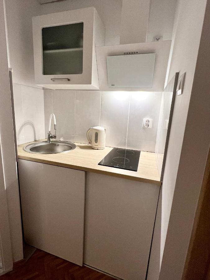 Louis & Elza Old Town Romantic Apartments Вроцлав Экстерьер фото