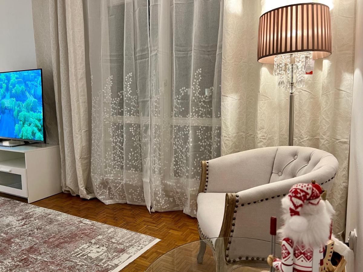 Louis & Elza Old Town Romantic Apartments Вроцлав Экстерьер фото
